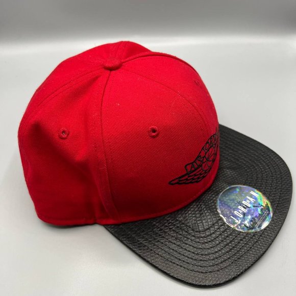 Air‎ Jordan Hat Men Red Black Jumpman Bred Wings Snap Back Cap